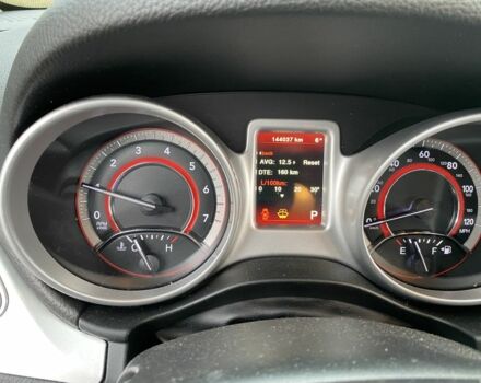 Красный Додж Джорни, объемом двигателя 2.4 л и пробегом 152 тыс. км за 12500 $, фото 6 на Automoto.ua