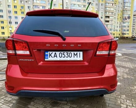 Красный Додж Джорни, объемом двигателя 2.4 л и пробегом 152 тыс. км за 12500 $, фото 3 на Automoto.ua