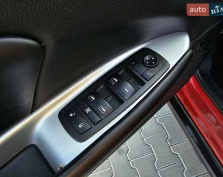 Красный Додж Джорни, объемом двигателя 3.61 л и пробегом 145 тыс. км за 11500 $, фото 17 на Automoto.ua