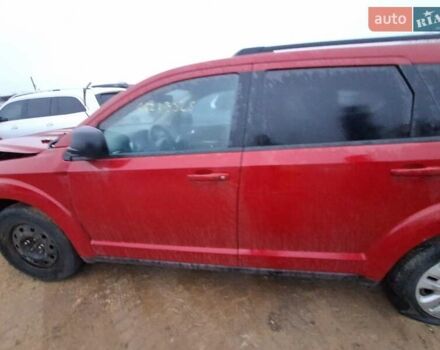 Красный Додж Джорни, объемом двигателя 2.4 л и пробегом 140 тыс. км за 9200 $, фото 3 на Automoto.ua