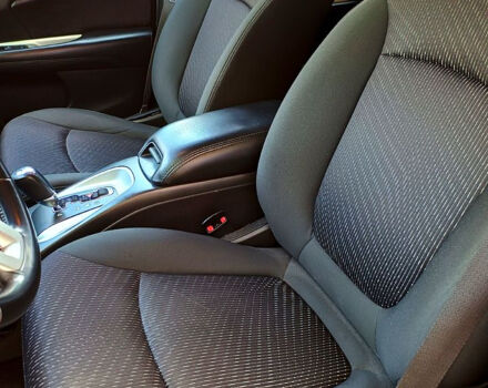 Червоний Додж Джорні, об'ємом двигуна 2.4 л та пробігом 101 тис. км за 12300 $, фото 4 на Automoto.ua