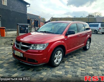 Красный Додж Джорни, объемом двигателя 2 л и пробегом 271 тыс. км за 5000 $, фото 1 на Automoto.ua