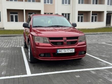 Красный Додж Джорни, объемом двигателя 2 л и пробегом 330 тыс. км за 8800 $, фото 1 на Automoto.ua
