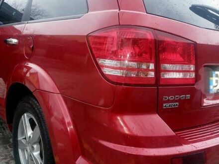 Красный Додж Джорни, объемом двигателя 2 л и пробегом 212 тыс. км за 9999 $, фото 1 на Automoto.ua