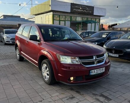 Красный Додж Джорни, объемом двигателя 2.4 л и пробегом 285 тыс. км за 7700 $, фото 1 на Automoto.ua