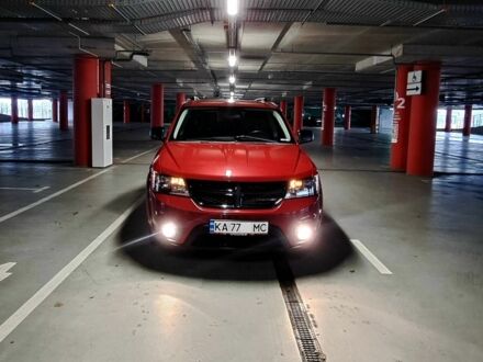 Красный Додж Джорни, объемом двигателя 2.4 л и пробегом 92 тыс. км за 12025 $, фото 1 на Automoto.ua