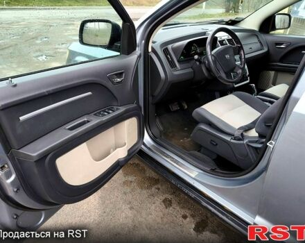 Додж Джорни, объемом двигателя 2 л и пробегом 268 тыс. км за 3800 $, фото 7 на Automoto.ua