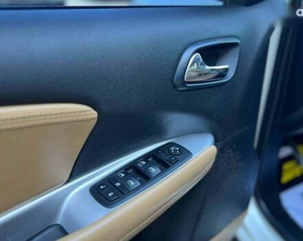 Додж Джорни, объемом двигателя 0 л и пробегом 161 тыс. км за 10990 $, фото 7 на Automoto.ua