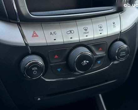 Додж Джорни, объемом двигателя 2.4 л и пробегом 133 тыс. км за 9700 $, фото 22 на Automoto.ua