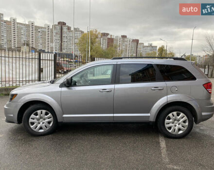 Додж Джорни, объемом двигателя 2.4 л и пробегом 155 тыс. км за 10800 $, фото 5 на Automoto.ua