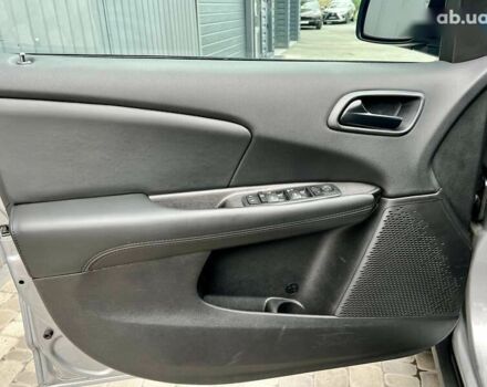 Додж Джорні, об'ємом двигуна 0 л та пробігом 136 тис. км за 14900 $, фото 15 на Automoto.ua