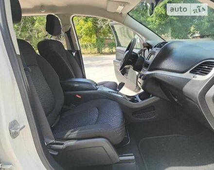 Додж Джорни, объемом двигателя 2.36 л и пробегом 144 тыс. км за 1500 $, фото 15 на Automoto.ua