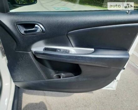 Додж Джорни, объемом двигателя 2.36 л и пробегом 144 тыс. км за 1500 $, фото 16 на Automoto.ua