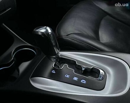 Додж Джорни, объемом двигателя 0 л и пробегом 218 тыс. км за 14650 $, фото 26 на Automoto.ua