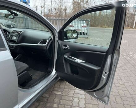 Додж Джорни, объемом двигателя 2.4 л и пробегом 126 тыс. км за 12290 $, фото 26 на Automoto.ua