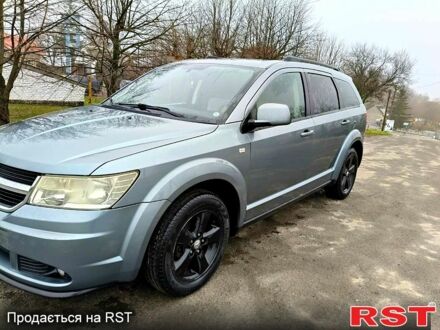 Додж Джорни, объемом двигателя 2 л и пробегом 268 тыс. км за 3800 $, фото 1 на Automoto.ua