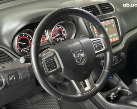 Серый Додж Джорни, объемом двигателя 2.4 л и пробегом 47 тыс. км за 11440 $, фото 22 на Automoto.ua