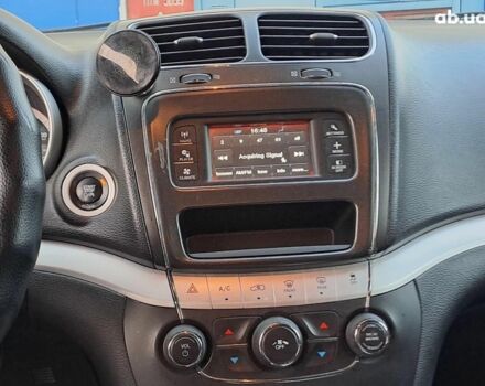 Сірий Додж Джорні, об'ємом двигуна 2.4 л та пробігом 118 тис. км за 11940 $, фото 12 на Automoto.ua