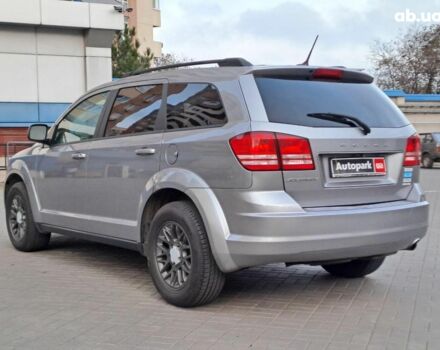 Сірий Додж Джорні, об'ємом двигуна 2.4 л та пробігом 118 тис. км за 11940 $, фото 5 на Automoto.ua