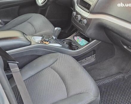 Сірий Додж Джорні, об'ємом двигуна 2.4 л та пробігом 118 тис. км за 11940 $, фото 13 на Automoto.ua