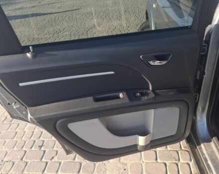 Серый Додж Джорни, объемом двигателя 2 л и пробегом 160 тыс. км за 5500 $, фото 11 на Automoto.ua