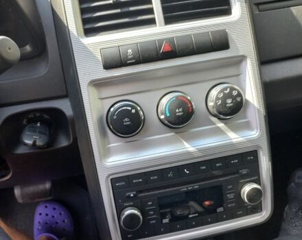 Серый Додж Джорни, объемом двигателя 2.4 л и пробегом 190 тыс. км за 8200 $, фото 1 на Automoto.ua