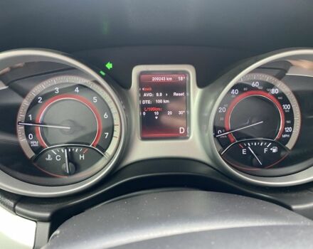 Серый Додж Джорни, объемом двигателя 2.4 л и пробегом 210 тыс. км за 9900 $, фото 6 на Automoto.ua