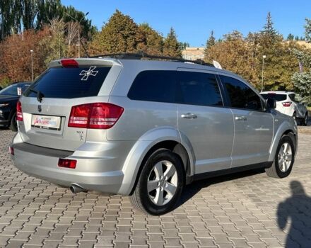 Серый Додж Джорни, объемом двигателя 2 л и пробегом 207 тыс. км за 9900 $, фото 6 на Automoto.ua