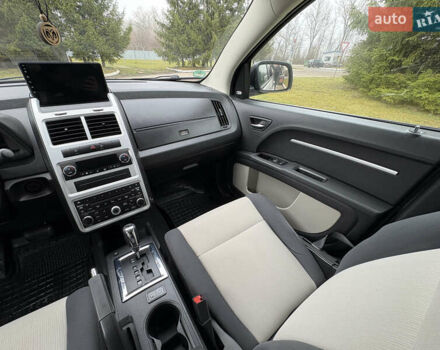 Серый Додж Джорни, объемом двигателя 2 л и пробегом 219 тыс. км за 8500 $, фото 68 на Automoto.ua