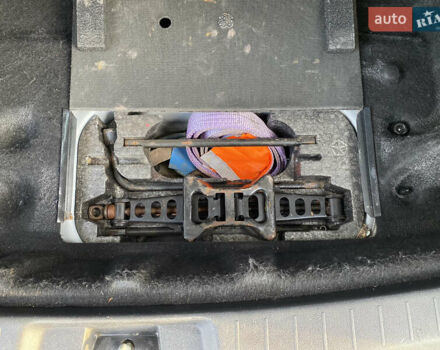 Серый Додж Джорни, объемом двигателя 2 л и пробегом 199 тыс. км за 8500 $, фото 11 на Automoto.ua