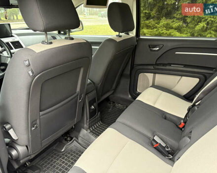 Серый Додж Джорни, объемом двигателя 2 л и пробегом 219 тыс. км за 8500 $, фото 48 на Automoto.ua