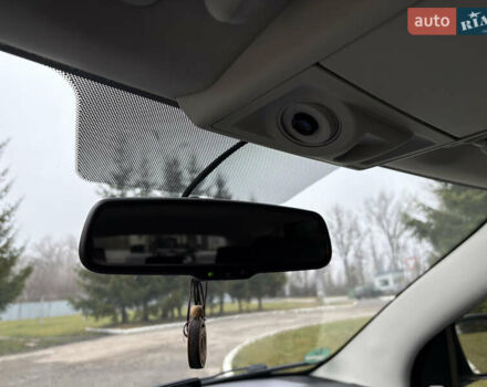 Серый Додж Джорни, объемом двигателя 2 л и пробегом 219 тыс. км за 8500 $, фото 90 на Automoto.ua