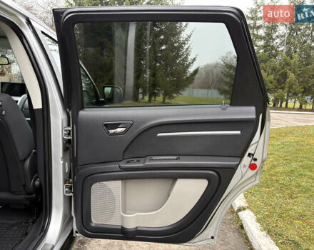 Серый Додж Джорни, объемом двигателя 2 л и пробегом 219 тыс. км за 8500 $, фото 53 на Automoto.ua