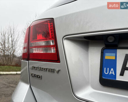 Серый Додж Джорни, объемом двигателя 2 л и пробегом 219 тыс. км за 8500 $, фото 20 на Automoto.ua