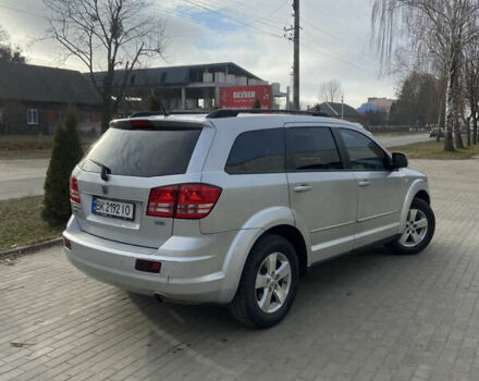 Серый Додж Джорни, объемом двигателя 2 л и пробегом 240 тыс. км за 9500 $, фото 6 на Automoto.ua