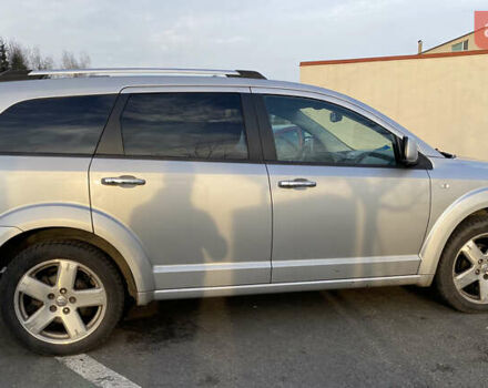 Серый Додж Джорни, объемом двигателя 2 л и пробегом 199 тыс. км за 8500 $, фото 6 на Automoto.ua