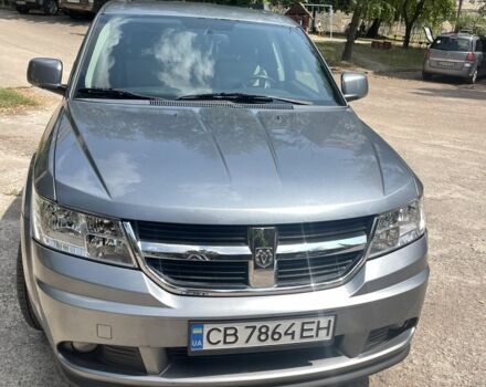 Серый Додж Джорни, объемом двигателя 2 л и пробегом 180 тыс. км за 8200 $, фото 5 на Automoto.ua