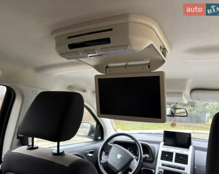 Серый Додж Джорни, объемом двигателя 2 л и пробегом 219 тыс. км за 8500 $, фото 63 на Automoto.ua