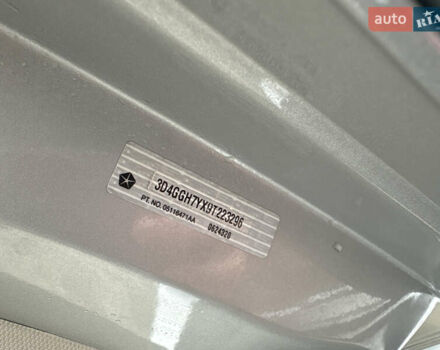 Серый Додж Джорни, объемом двигателя 2 л и пробегом 219 тыс. км за 8500 $, фото 83 на Automoto.ua