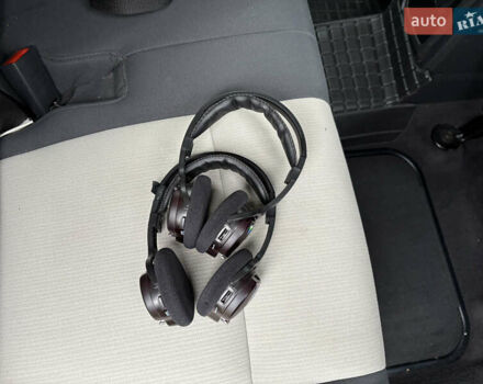 Серый Додж Джорни, объемом двигателя 2 л и пробегом 219 тыс. км за 8500 $, фото 74 на Automoto.ua