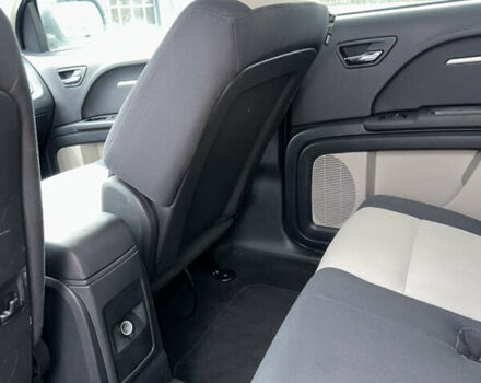 Серый Додж Джорни, объемом двигателя 1.97 л и пробегом 270 тыс. км за 8600 $, фото 20 на Automoto.ua