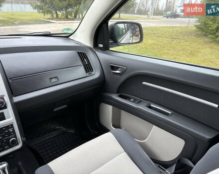 Серый Додж Джорни, объемом двигателя 2 л и пробегом 219 тыс. км за 8500 $, фото 69 на Automoto.ua