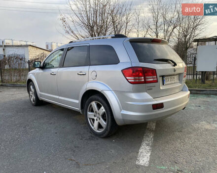 Серый Додж Джорни, объемом двигателя 2 л и пробегом 199 тыс. км за 8500 $, фото 3 на Automoto.ua