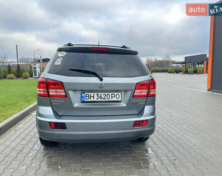 Серый Додж Джорни, объемом двигателя 1.97 л и пробегом 270 тыс. км за 8600 $, фото 4 на Automoto.ua