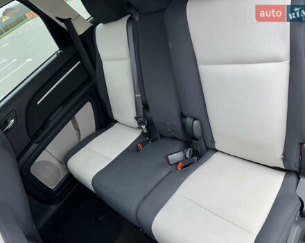 Серый Додж Джорни, объемом двигателя 1.97 л и пробегом 270 тыс. км за 8600 $, фото 22 на Automoto.ua