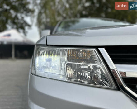 Серый Додж Джорни, объемом двигателя 1.97 л и пробегом 194 тыс. км за 7650 $, фото 16 на Automoto.ua