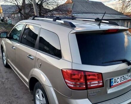 Сірий Додж Джорні, об'ємом двигуна 1.97 л та пробігом 263 тис. км за 9000 $, фото 3 на Automoto.ua