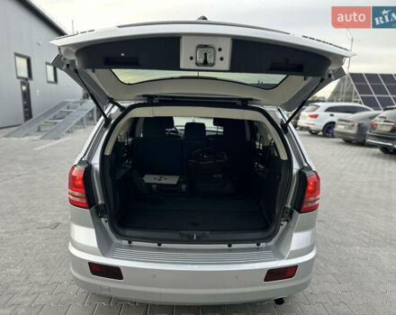 Серый Додж Джорни, объемом двигателя 1.97 л и пробегом 194 тыс. км за 7650 $, фото 82 на Automoto.ua