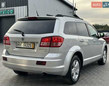 Серый Додж Джорни, объемом двигателя 1.97 л и пробегом 194 тыс. км за 7650 $, фото 22 на Automoto.ua