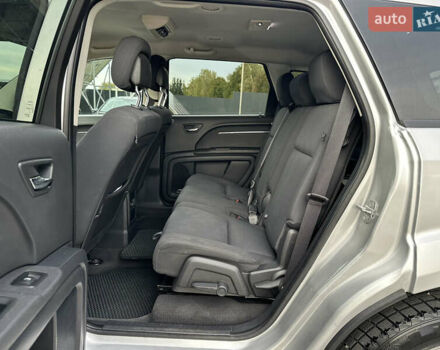 Серый Додж Джорни, объемом двигателя 1.97 л и пробегом 194 тыс. км за 7650 $, фото 73 на Automoto.ua